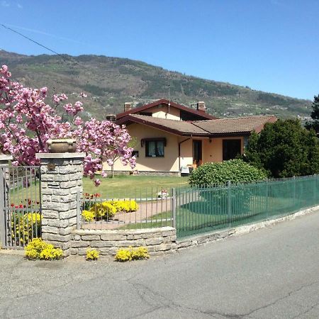 Casa Di Tia Lägenhet Aosta Exteriör bild