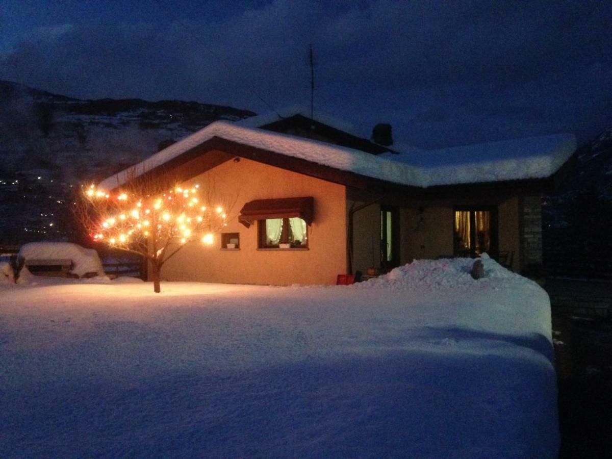 Casa Di Tia Lägenhet Aosta Exteriör bild