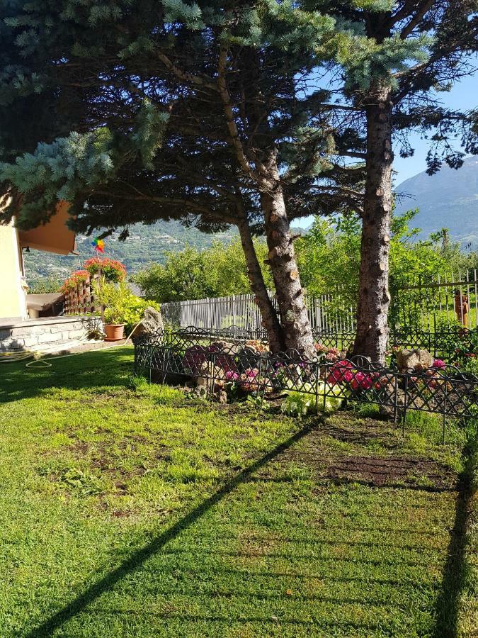 Casa Di Tia Lägenhet Aosta Exteriör bild