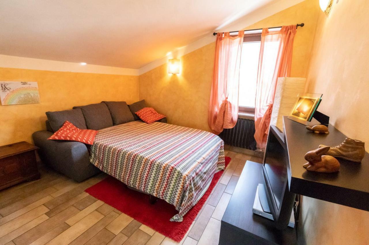 Casa Di Tia Lägenhet Aosta Exteriör bild