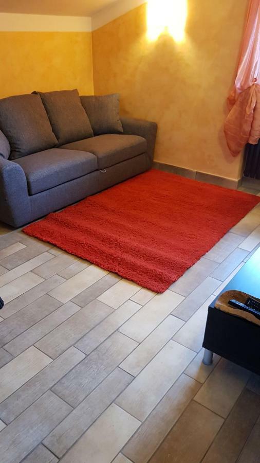 Casa Di Tia Lägenhet Aosta Exteriör bild