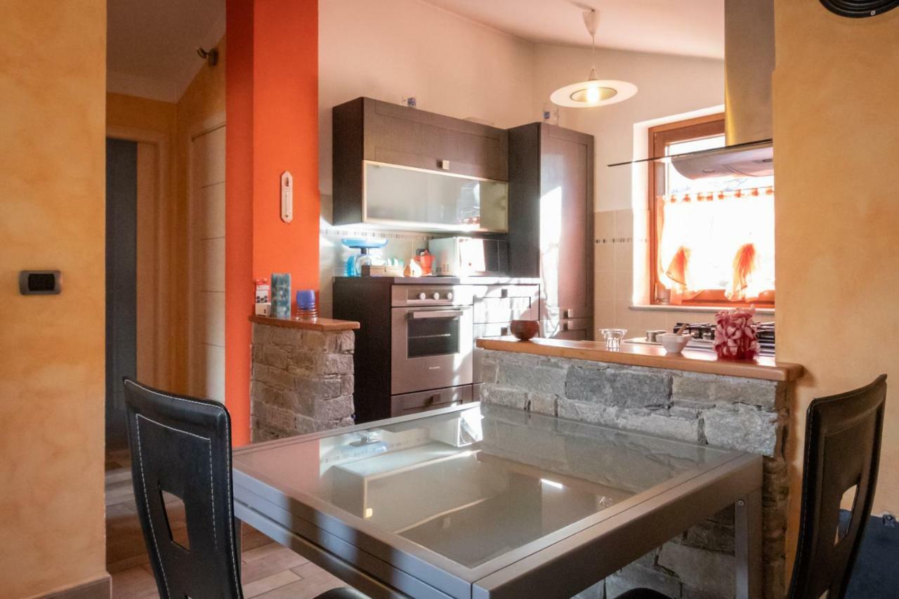 Casa Di Tia Lägenhet Aosta Exteriör bild