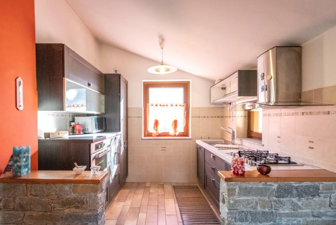 Casa Di Tia Lägenhet Aosta Exteriör bild
