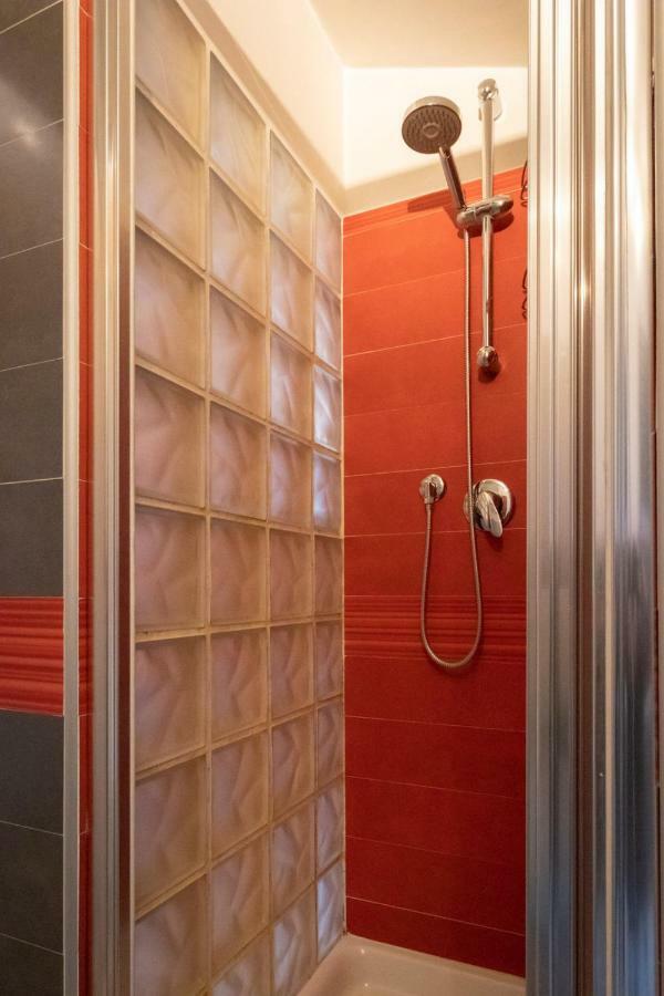 Casa Di Tia Lägenhet Aosta Exteriör bild